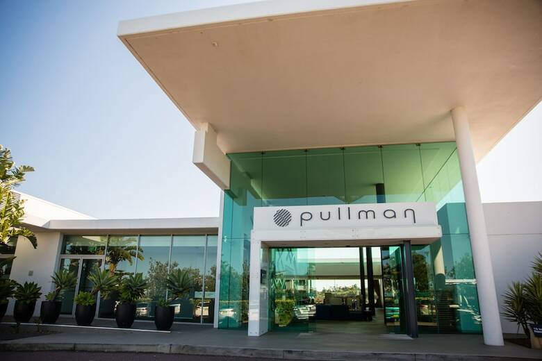 Villa Pullman Magenta Shores Resort