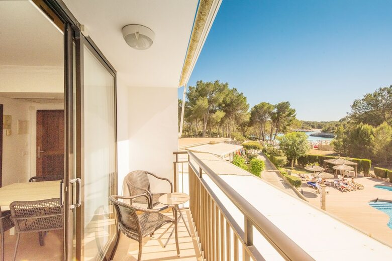 Hotel Playa Mondrag�