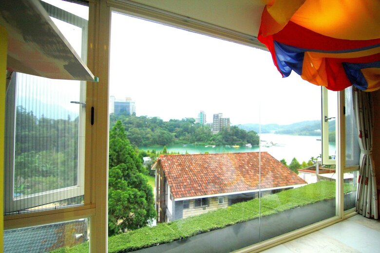 Sun Moon Lake 5boat B&B