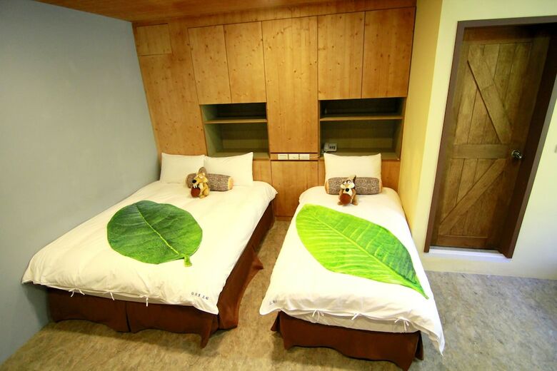 Sun Moon Lake 5boat B&B