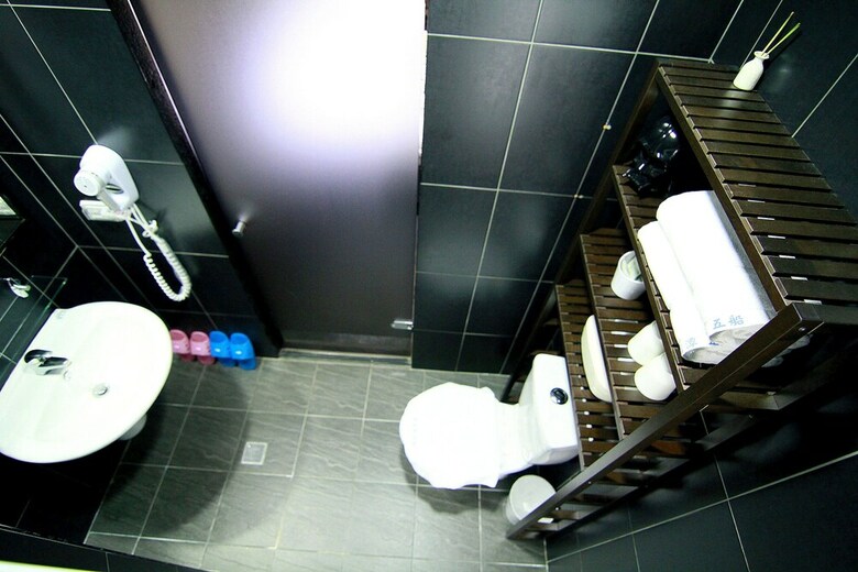 Sun Moon Lake 5boat B&B
