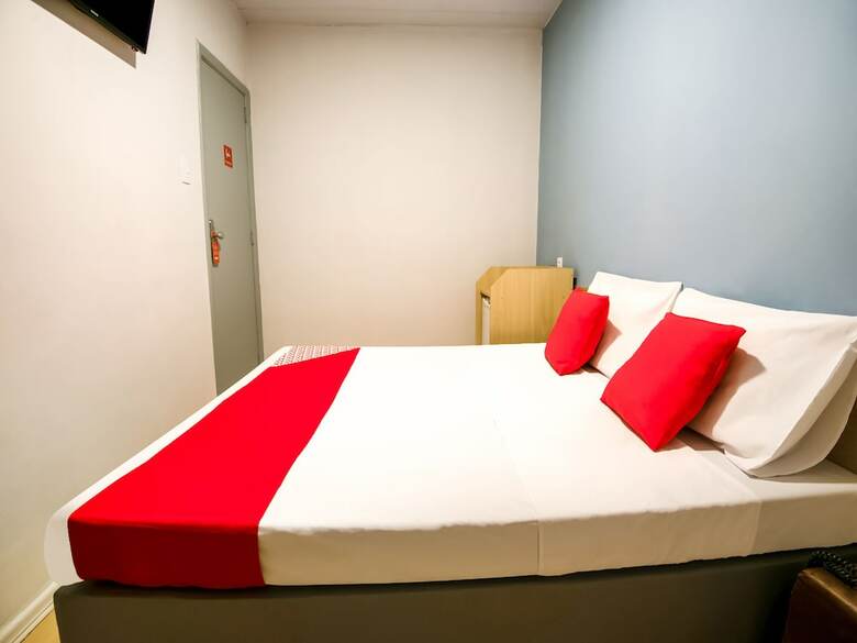 Hotel Oyo Girassol Carioca