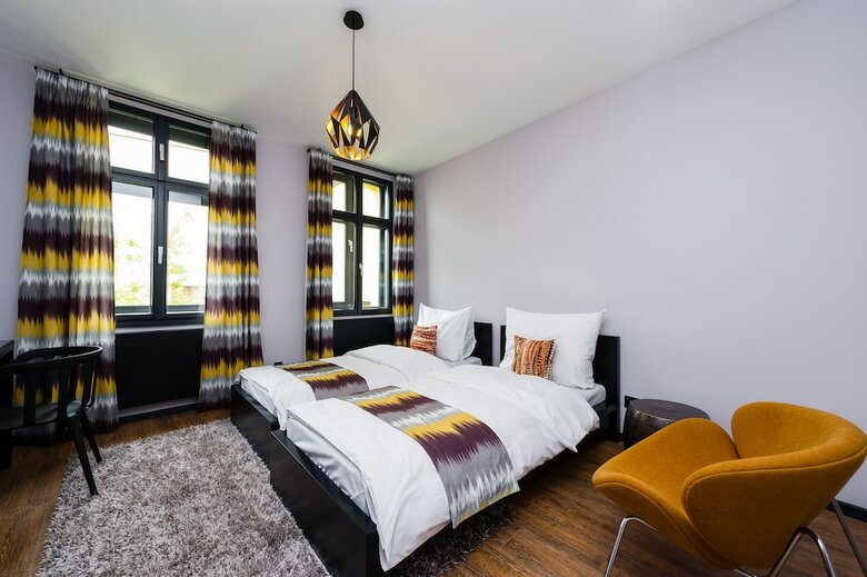 Empirent Mucha Apartments