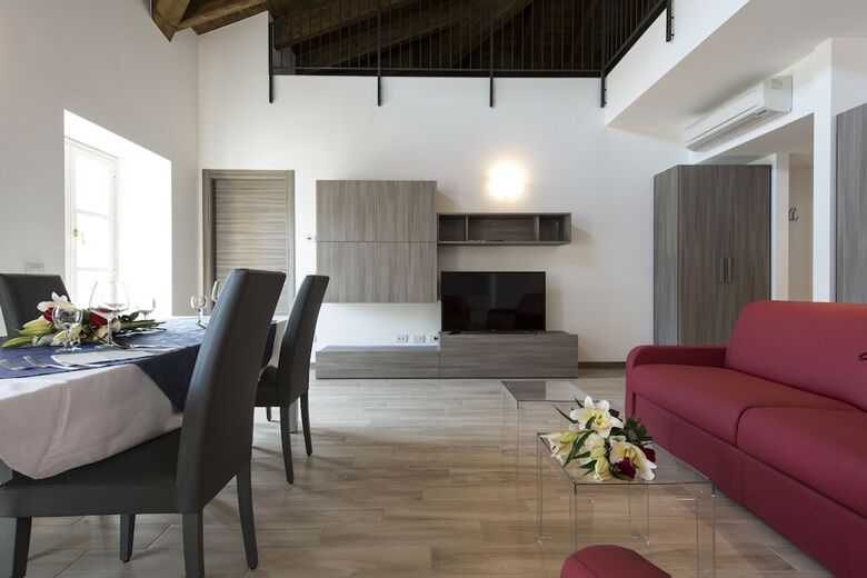 Luxury Britannia Apartments