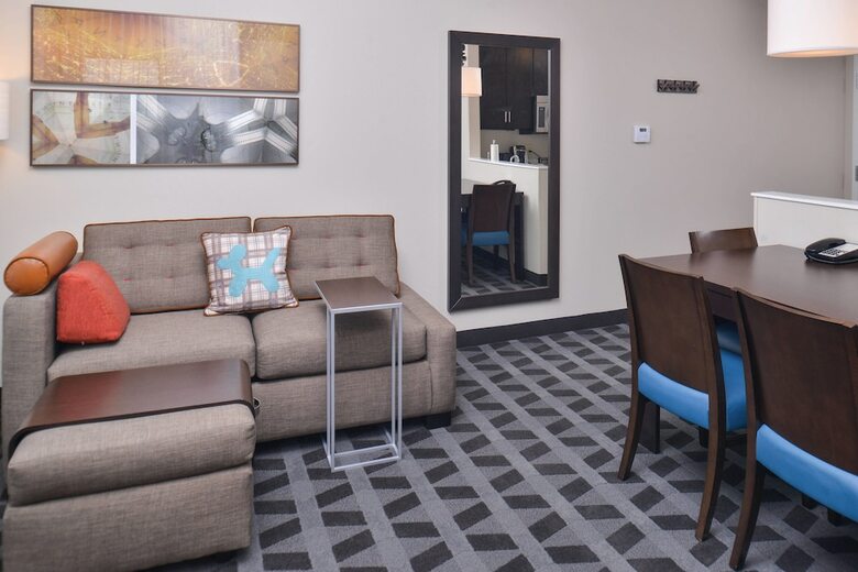 Hotel Towneplace Suites By Marriott Gillette