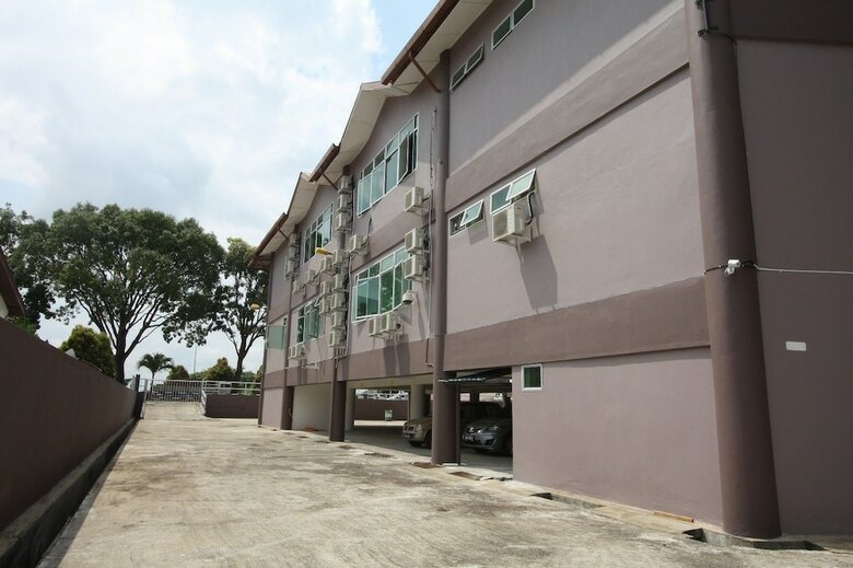 Hotel Place2stay - Kenyalang