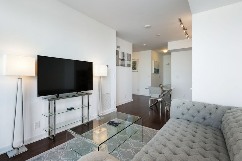 Metropolis Condotel Suites - York Street