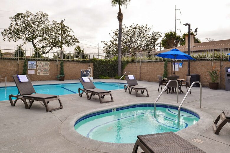 Best Western Airpark Hotel