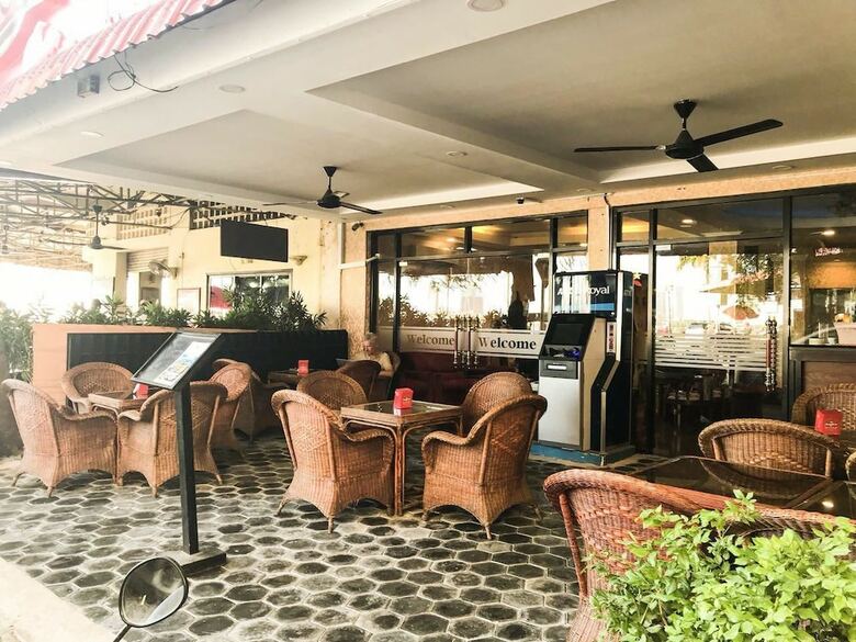 River Star Hotel
