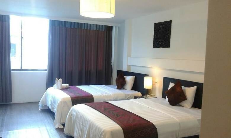 River Star Hotel