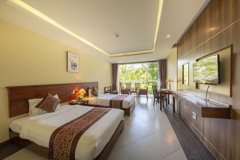 Hotel Bao Ninh Beach Resort