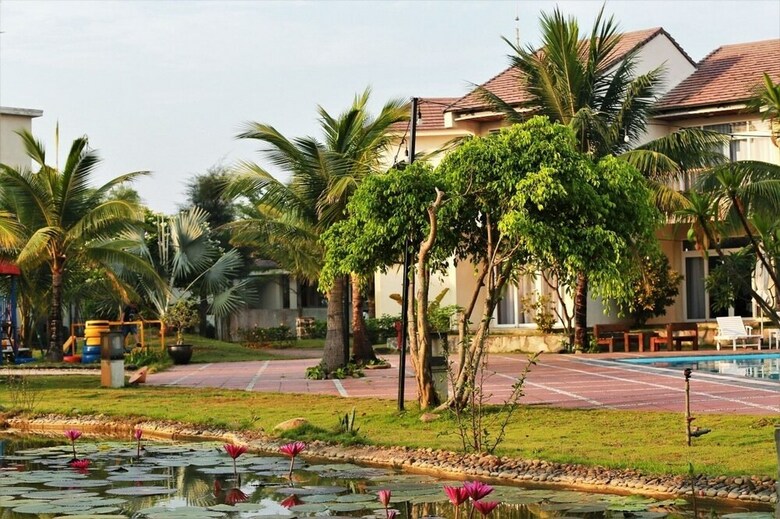 Hotel Bao Ninh Beach Resort