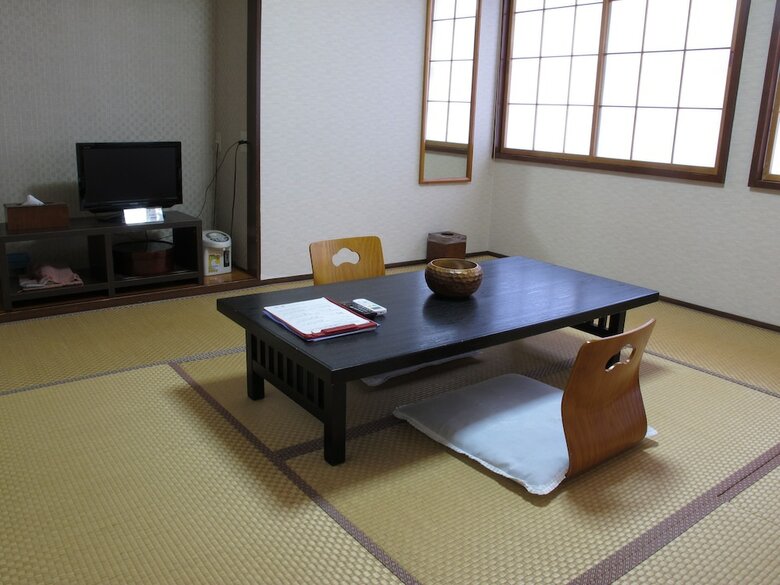 Unaginoyu No Yado Takuhide