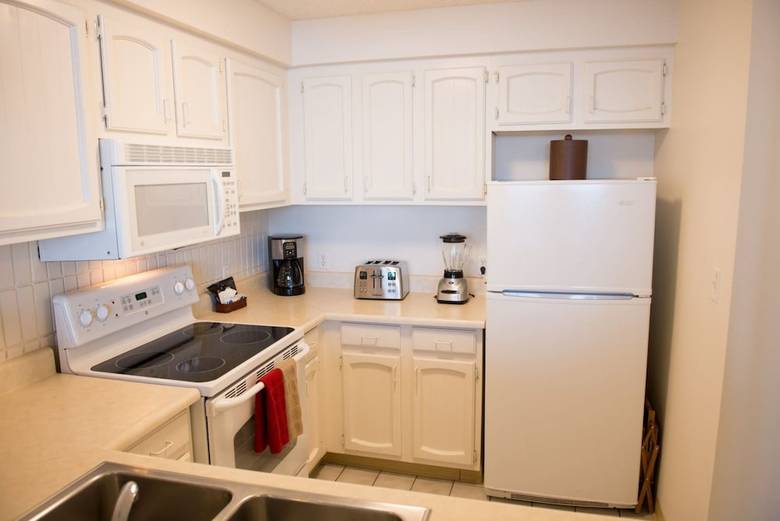 Lahaina Shores Condo 701 - 1 Br Condo