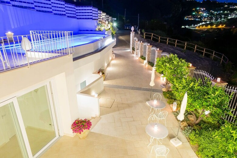 Hotel Sciccosa Guest House