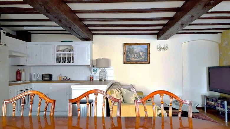 River Nene Cottages
