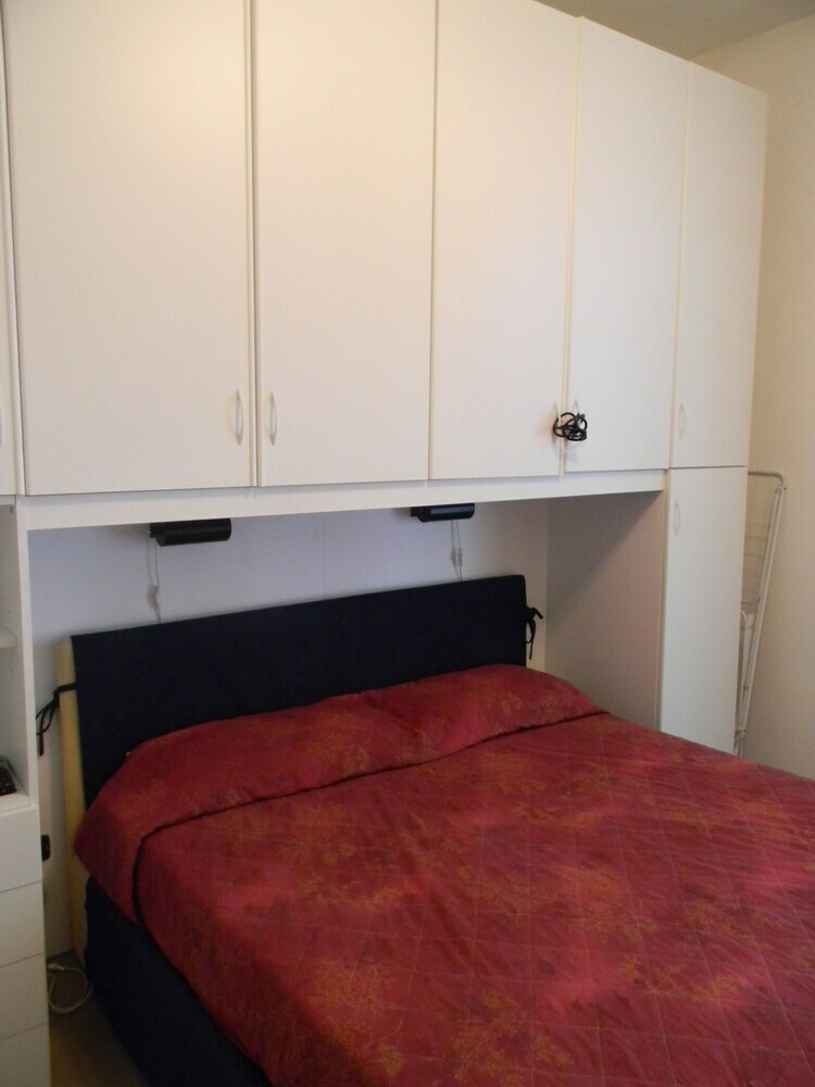 Mimosa Apartment
