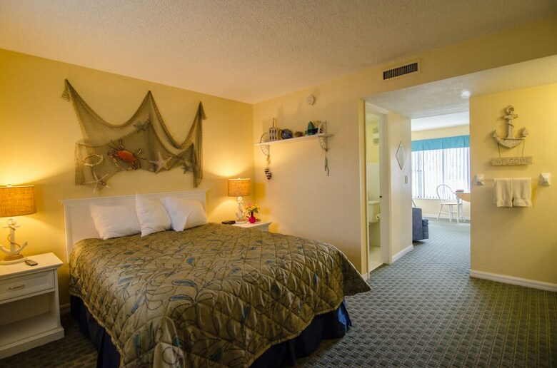 Tuckaway Shores Resort