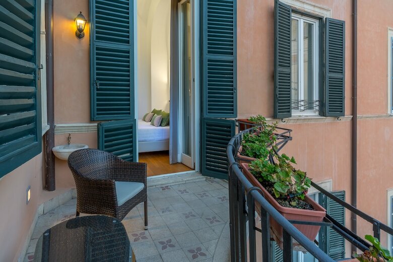 Hotel Les Diamants Spanish Steps Suite