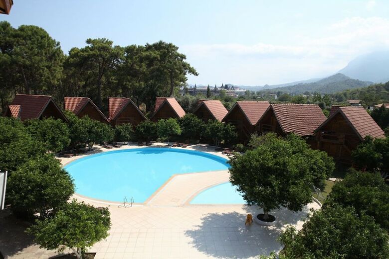 Woodline Hotel