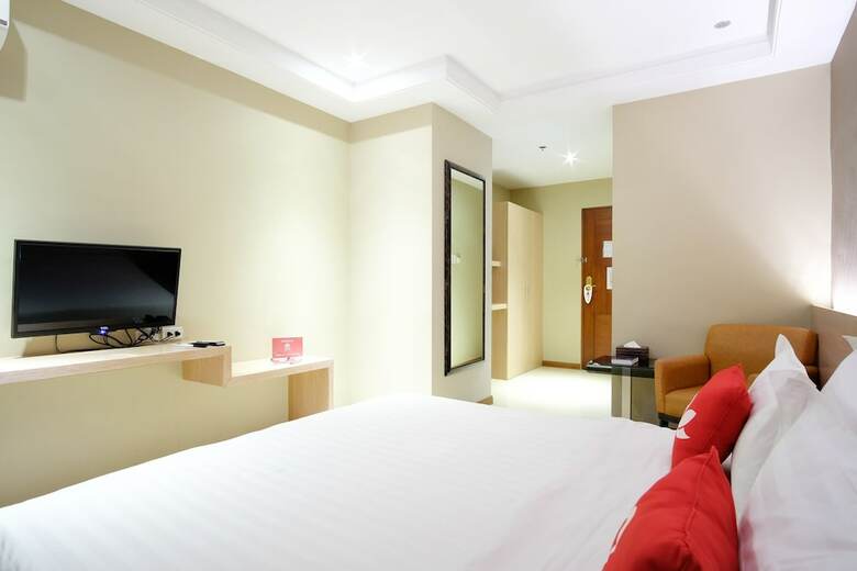 Zen Premium Dela Chambre Hotel Manila