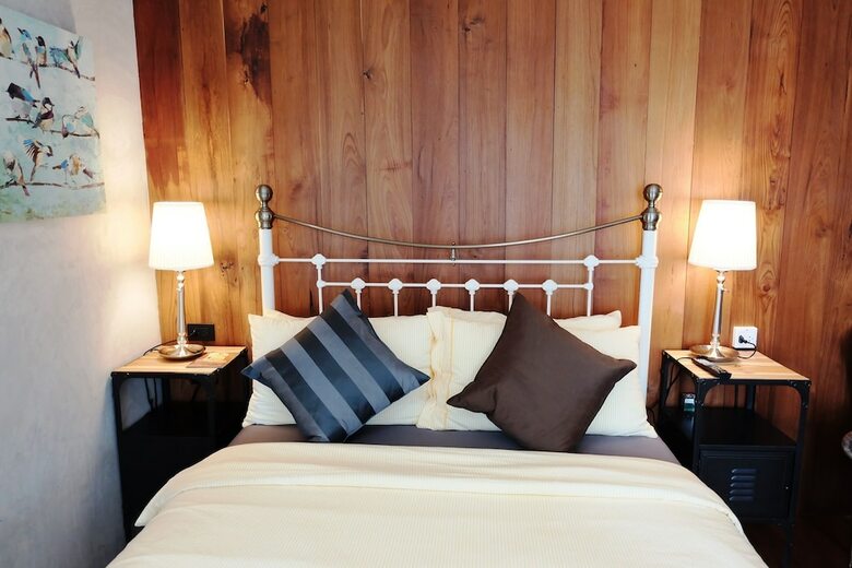 Hotel Rimrabeang Amphawa Cafe And Suite