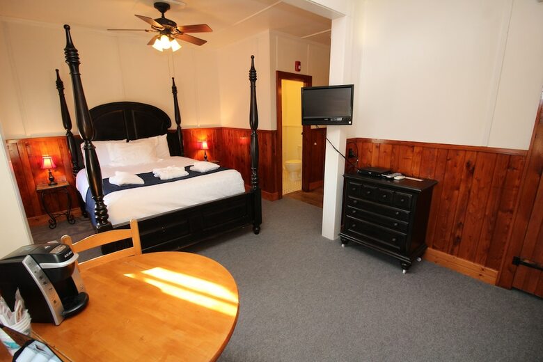 Hotel Nags Head Beach Inn By Kees Vacations
