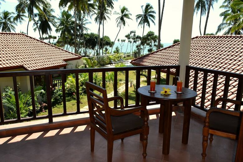 Hotel Lanka Beach Bungalows