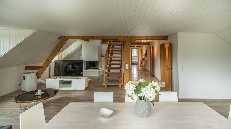 L�wenplatz Apartment Near Station By Airhome