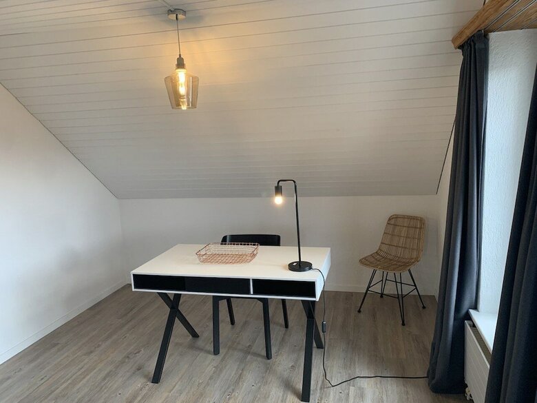 L�wenplatz Apartment Near Station By Airhome