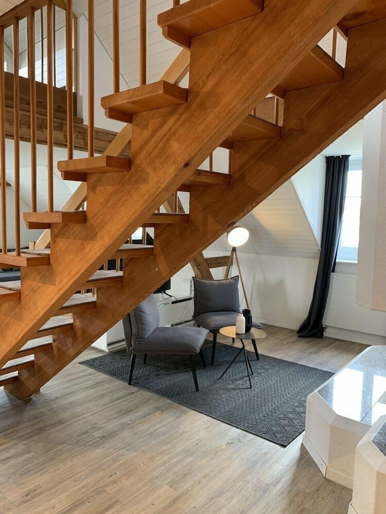 L�wenplatz Apartment Near Station By Airhome