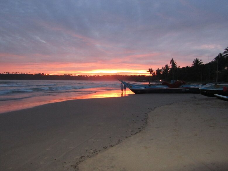 Hotel Isana Beach House