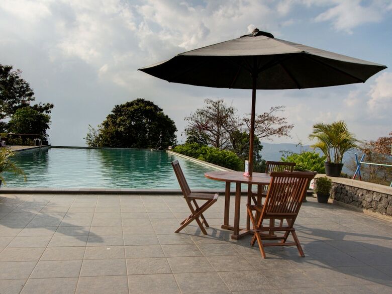 D'emmerick Salib Putih Hotel Salatiga