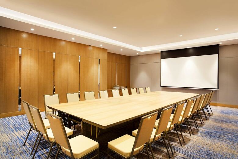 Hotel Four Points By Sheraton Surabaya