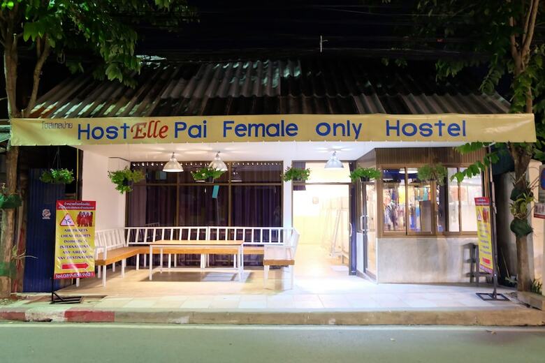 Hostal Pai Hostelle - Caters To Women