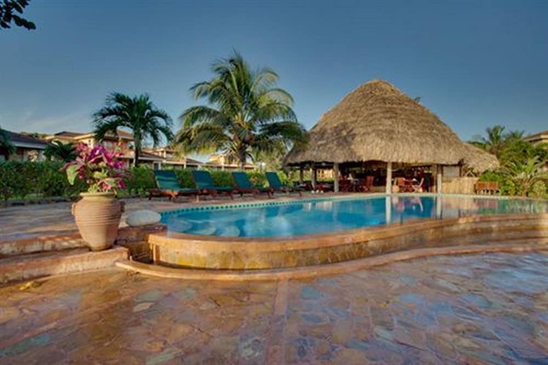 Hotel Belizean Dreams Resort