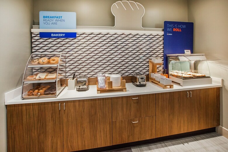 Hotel Holiday Inn Express & Suites Carrollton West