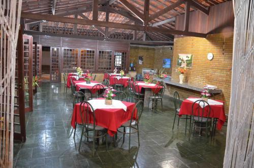 Hostal Pousada Chales Dos Encantos