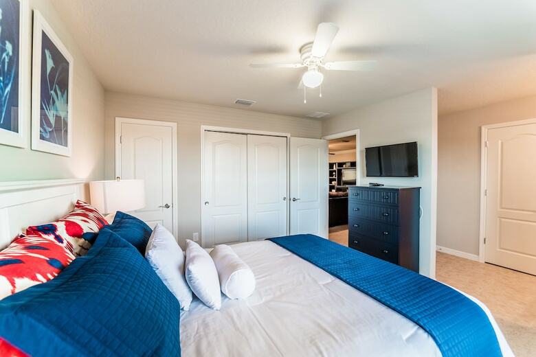 Windsor At Westside Resort By Global Resort Homes