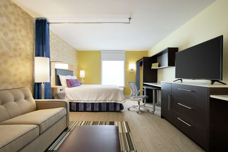 Hotel Home2 Suites By Hilton Fort St. John