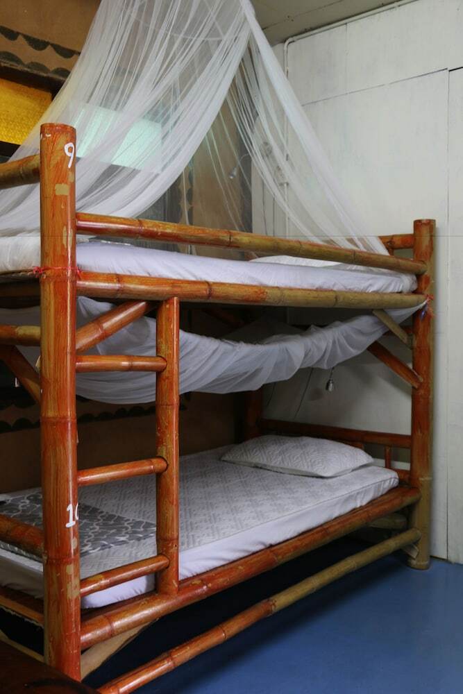 Hostal Up2u Guesthouse