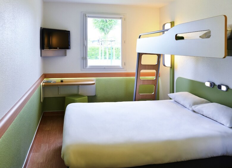 Hotel Ibis Budget Mont�limar