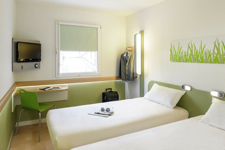Hotel Ibis Budget Mont�limar