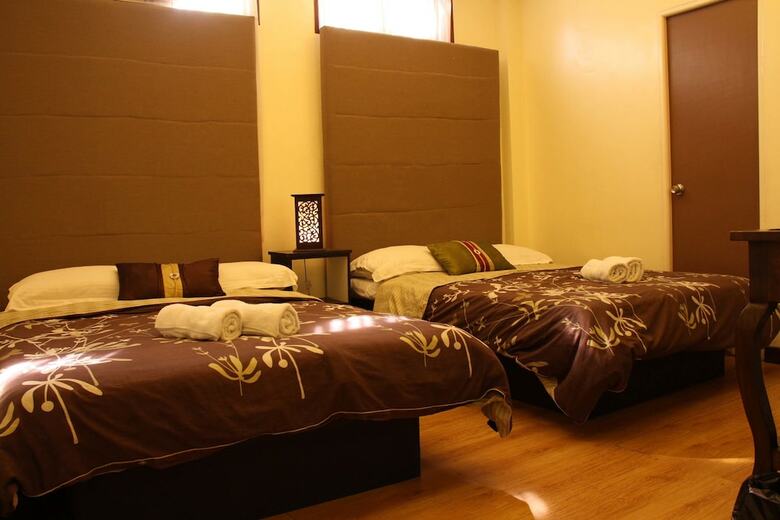 Hotel Twin Pines Suites