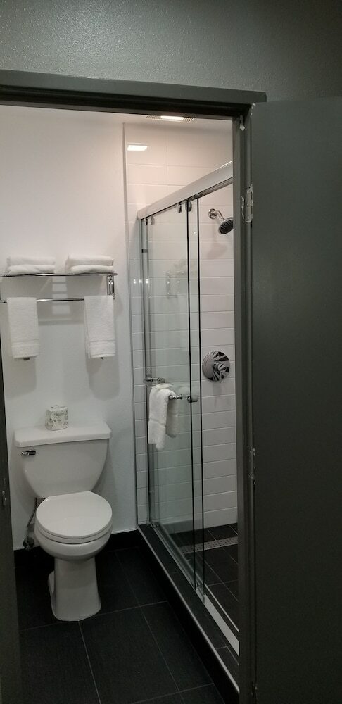 Hotel Quality Inn And Suites