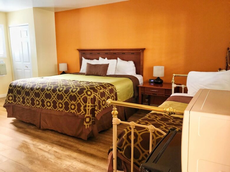 Hotel The Old West Inn