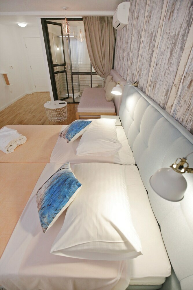 Aparthotel Central Apartments - Integrated Hotel