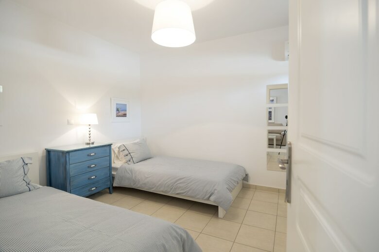 Villa Naxian Resort