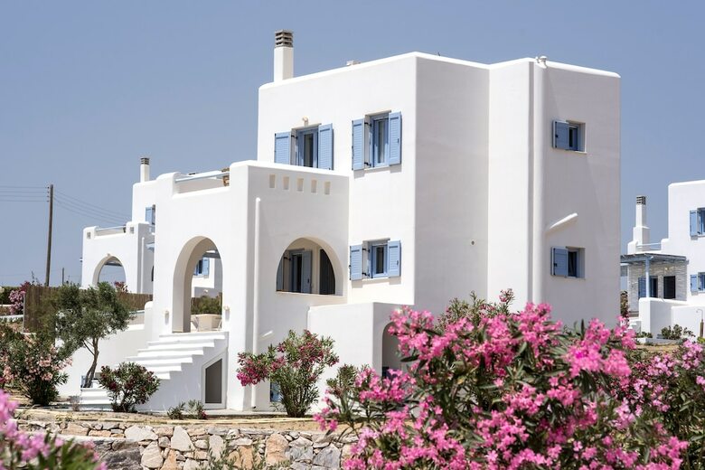Villa Naxian Resort