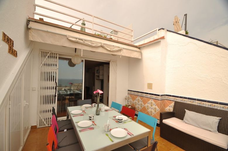 Apartamentos The Moonlight Sea View